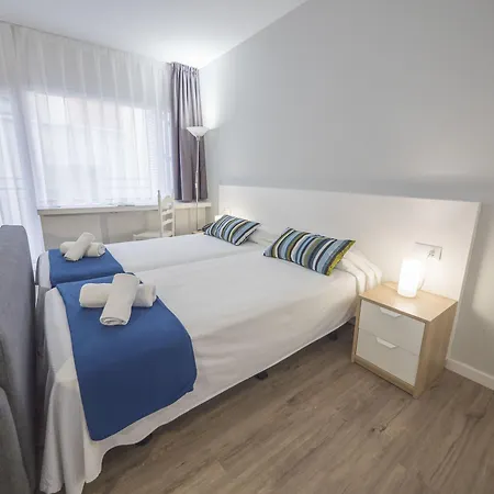 מלון Victoria - Lloret 3*