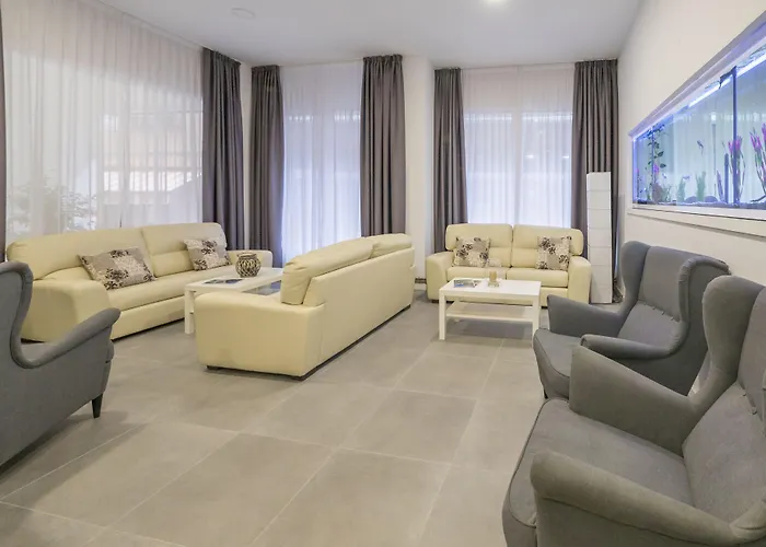 מלון Victoria 3*